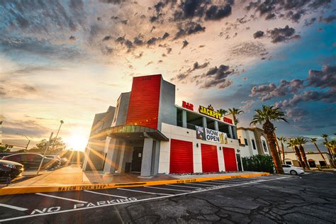 Jackpot Bar & Grill (@jackpotbarlv) • Instagram photos and videos.